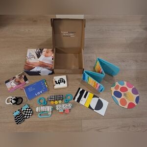 LOVEVERY Play Kit The Looker 0-2 Months